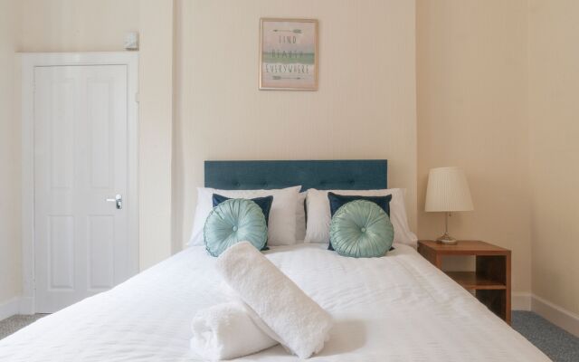 Canonmills Apartment