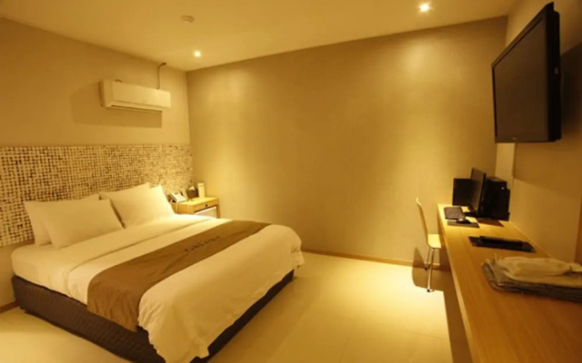 Galaxy Hotel