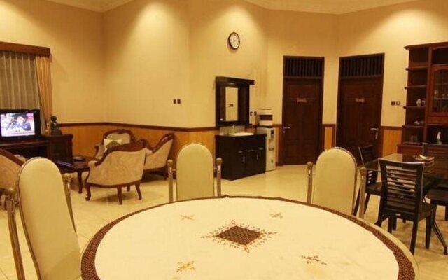 Omah Lawas Homestay