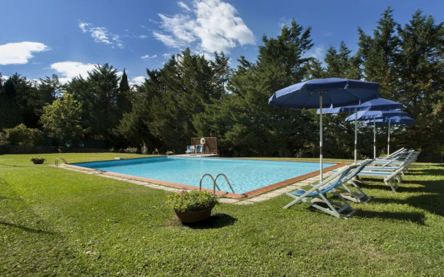 Villa Laura - Fattoria di Larniano