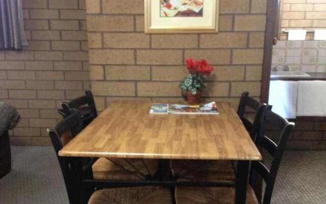 Rippleside Park Motor Inn