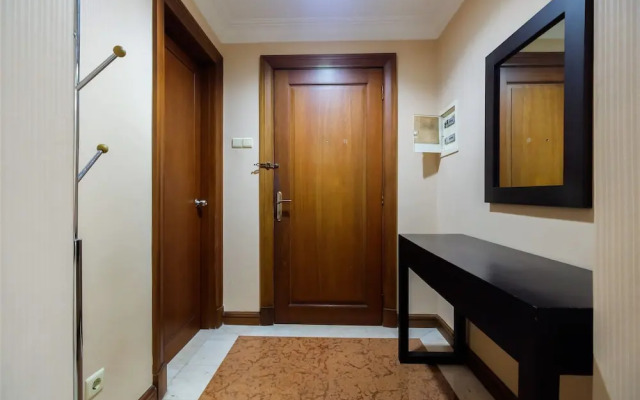 Elegant Minimalist 1BR Puri Imperium Apartment