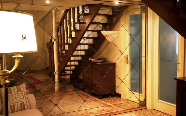 Apartment Alma Music