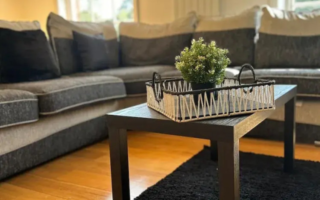 NEW 2 Bedroom Spacious Flat