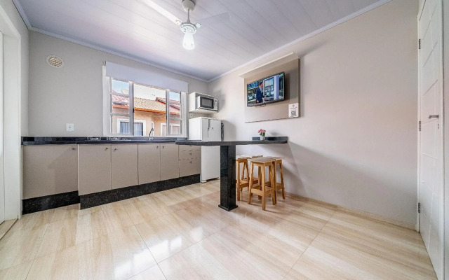 024 - Lindo Residencial com Piscina e Jacuzzi em Bombas