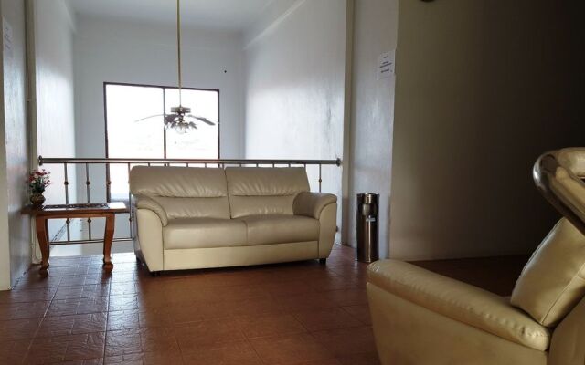 Holiday Guesthouse