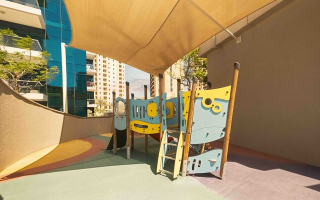 LUX  Marina Promenade 1 BR Prime Loc Apt