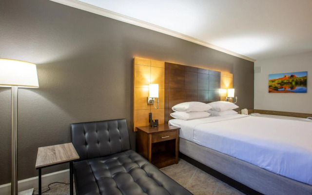 Arroyo Pinion Hotel, Ascend Hotel Collection