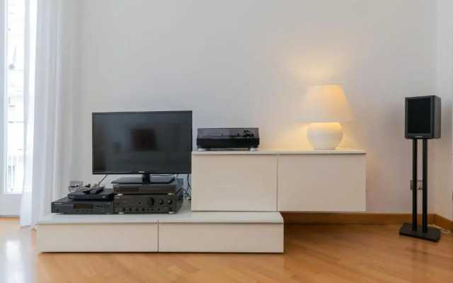 Milan Retreats Navigli