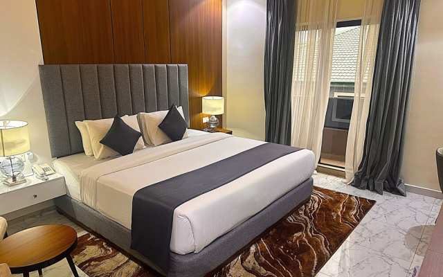 Garden City Hotel