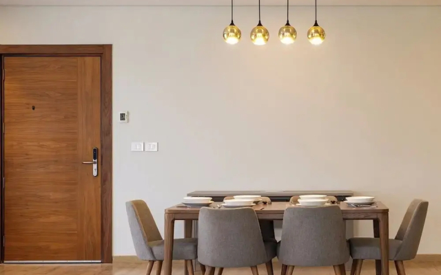 Sakura at Silver Palm near The Waterway