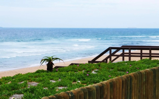 Ansteys Beach Self Catering Apartments