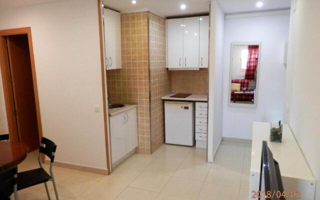 Apartamento A 17 M. De La Playa