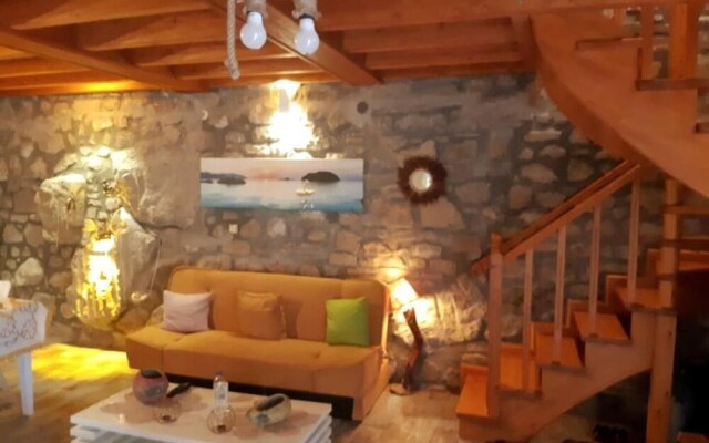 Old House Villa Moudros Kaminia Lemnos Holidays