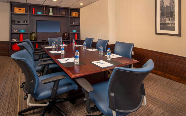 Four Points by Sheraton Philadelphia City Center