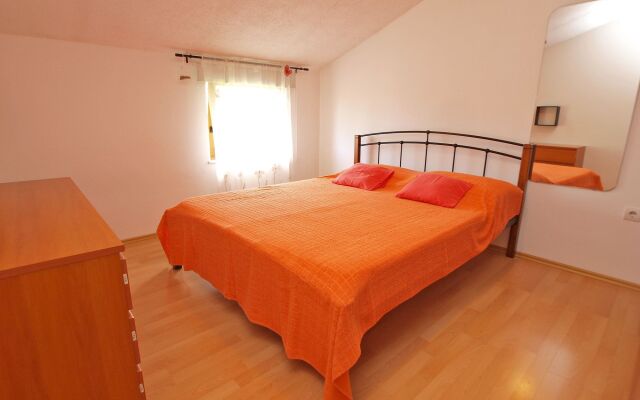 Apartments Mara 44
