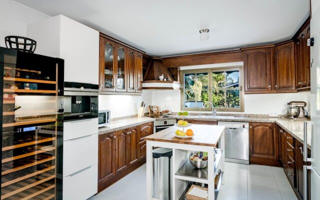 LNO-Luxury 4 bedroom Villa Los Naranjos