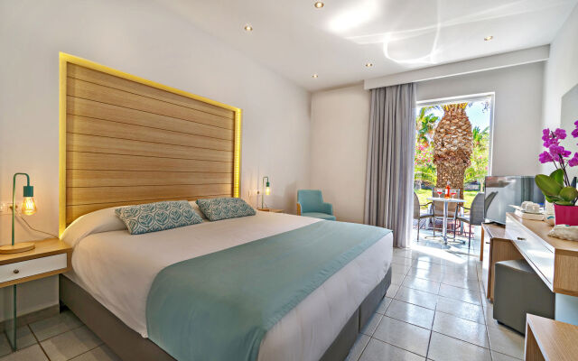 Happy Days Hotel
