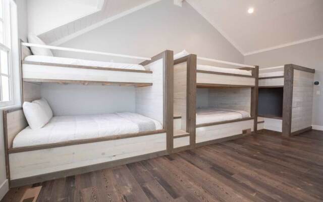 Twice Charmed 8 Bedroom Townhouse