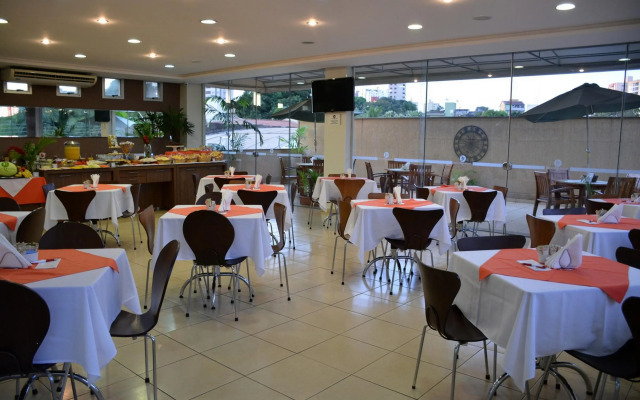 Hotel Maione