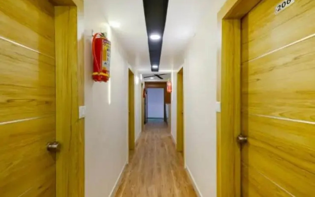 Hotel Safari Inn by OYO Rooms