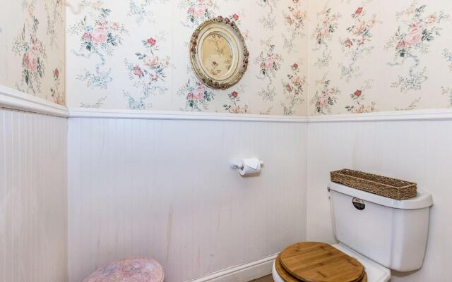 Binky's Summer Afternoon