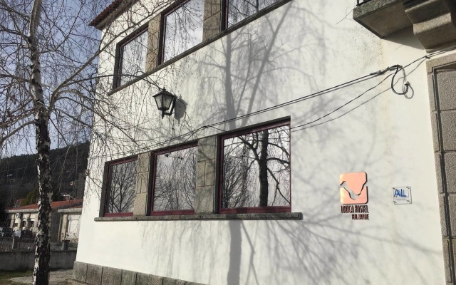 Loriga Feel Nature- Hostel