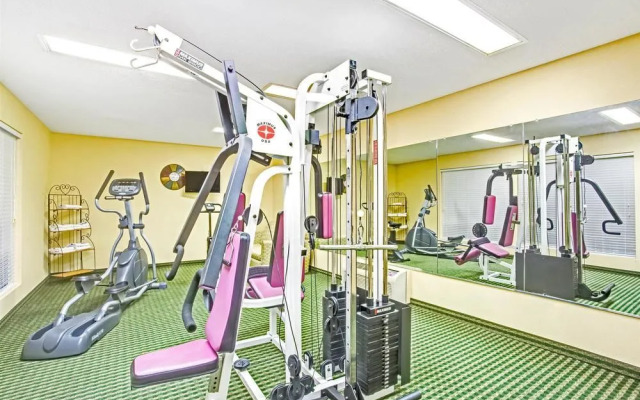 Baymont Inn And Suites Kingsland, GA