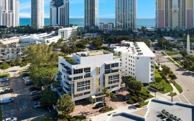 Roami at Sunny Isles