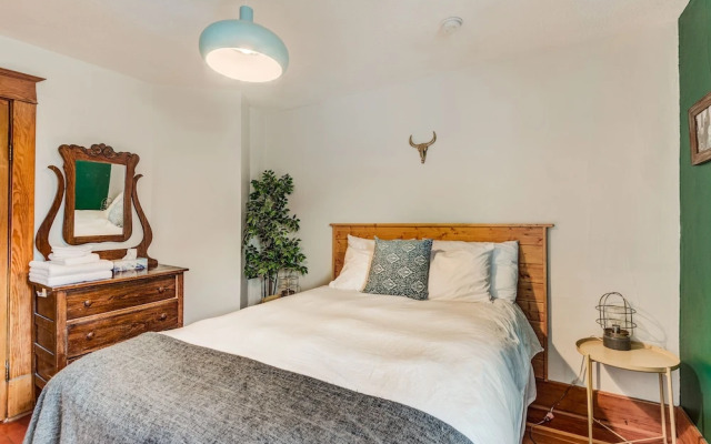 Rocky Mountain Bed & Breakfast