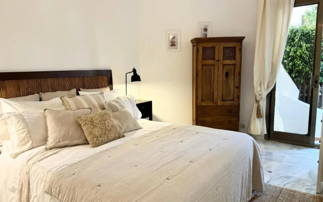 Golden Beach - EaW Homes