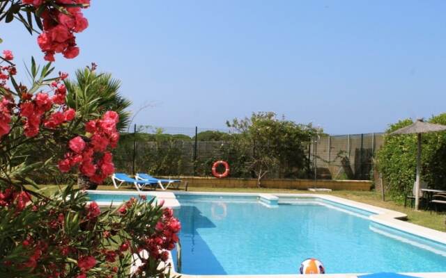 104958 -  House in Conil de la Frontera