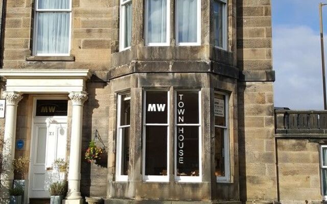 MW Townhouse Guesthouse 4 Star
