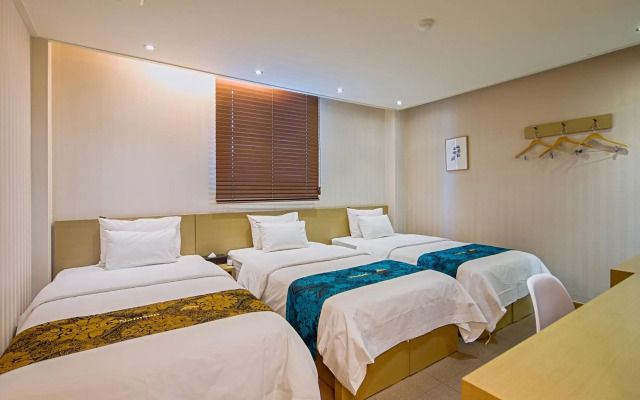 Namsan Hill Hotel
