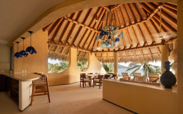 Mar de Coco Beach Front Villas