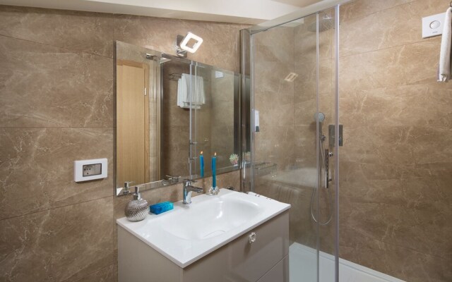 Valdibora Seaview Residence