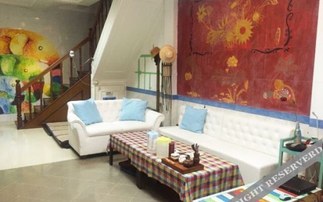 That summer hostel