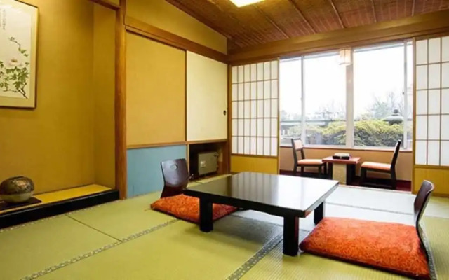 Yuzankaku