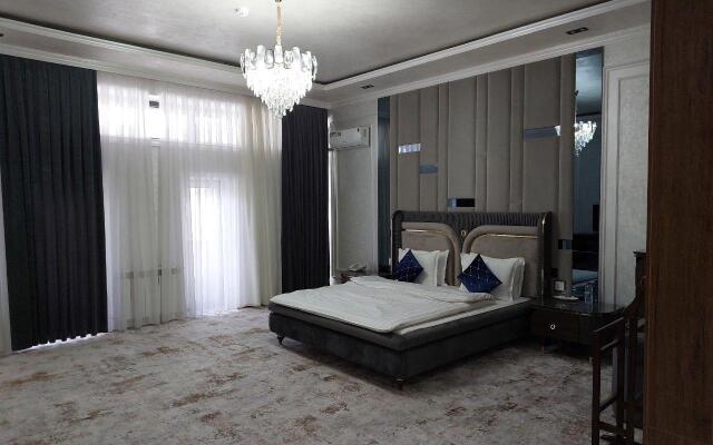 Shirin Plaza Boutique Hotel