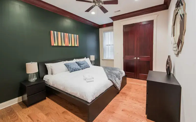 Penthouse 3BR in Lincoln Park by Sonder