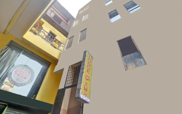 Spot On 80459 Deccan Residency