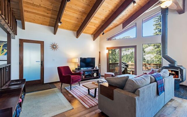 Alpine Meadows Cabin