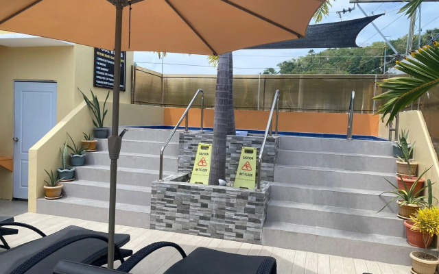 Papa Fred's Beach Resort