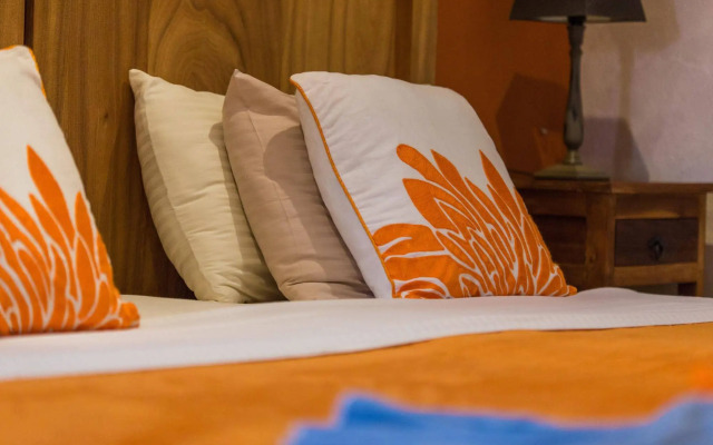 Cariñas Studio Apartments