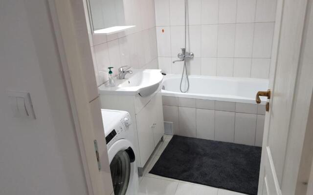Apartament 8 Central