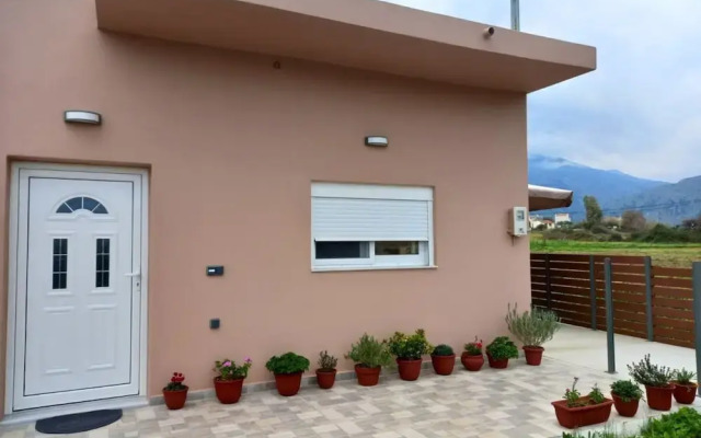Kavros Cozy Apartment