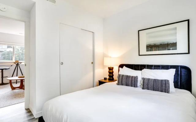 Beautiful Kenmore Retreat Near Marina & Beach!