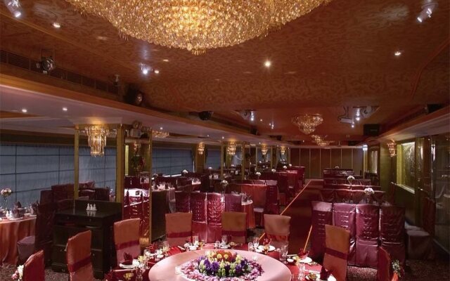 Cosmos Hotel Taipei