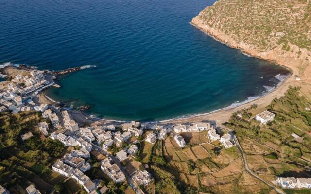 white house apollon naxos