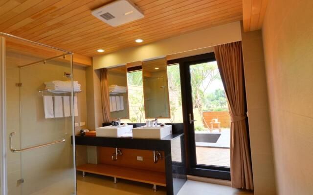 Bear Forest Villa